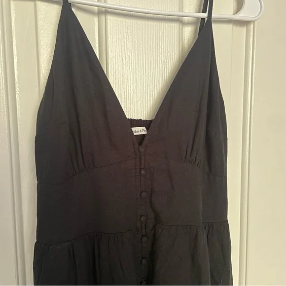 Abercrombie Maxi Linen Blend Dress in Black - Picture 4 of 6